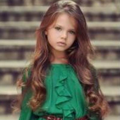 6 year old daughter of @_Agent_Carter dad:unknown. Hobbies: Dancing,playing games,spending time with mummy. #OC #MarvelRP #MVRP