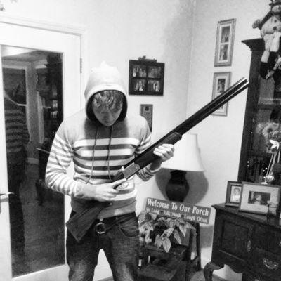 Est 1994