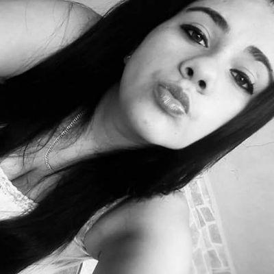 Coração bate acelerado, mó saudade (8'**