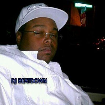 This Dj Beatdown615, I've been a Dj since 2005. I enjoy Dj'ing,music is my life, love seeing people dancing having fun and enjoying life to my music selection.