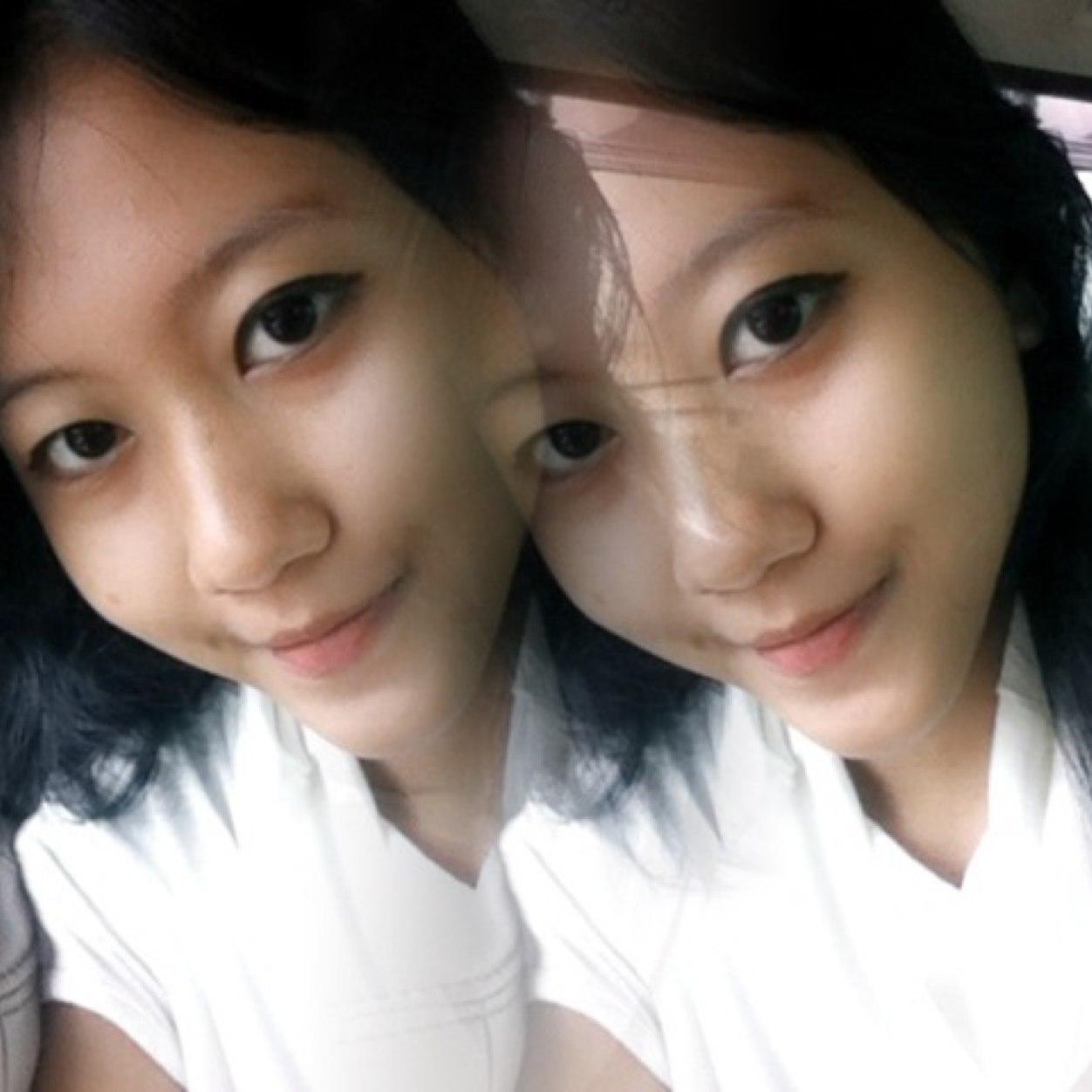 SylviaNicola's profile picture. 