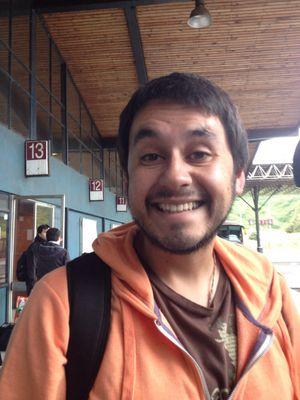 Profesor de matemática oriundo de la tierra de la leche y la carne. ASADOR de corazón. Profesor del Colegio San Mateo de Osorno.