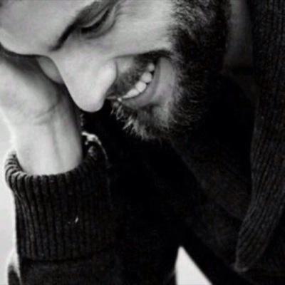 من لا يقدر وجودك .. لاتعظم غيابه !!'