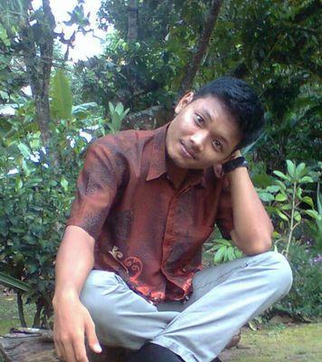 ebrians907's profile picture. 