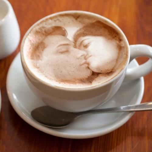 what is love???????? Do u defin lets start .......