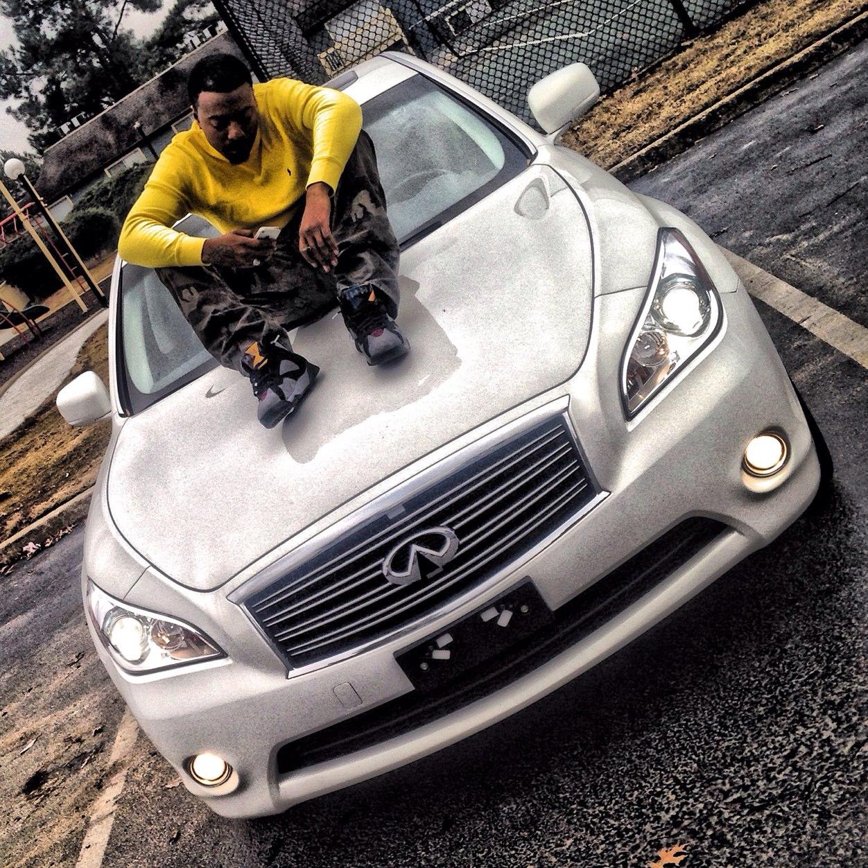 CEO & MC of @9hundred1ENT Young Entrepreneur x bussinessman x Promoter Instagram: rickeyracks