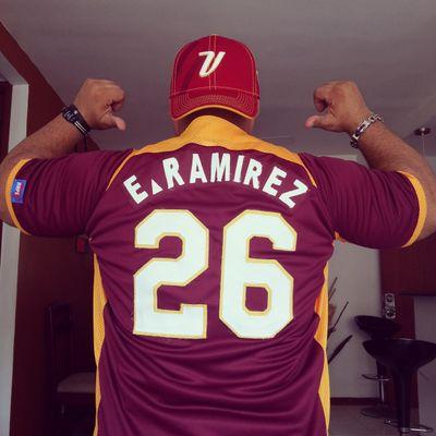 gracias mi dios por todo lo que me das ...tubero fabricador con más de 20 años de experiencia en refinería  fanatico del real Madrid yankees tiburones  💪🏻👍🏻