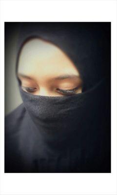 Jika nampak kebaikan dalam tulisan ku,aku tidak sebaik yang ku tulis..