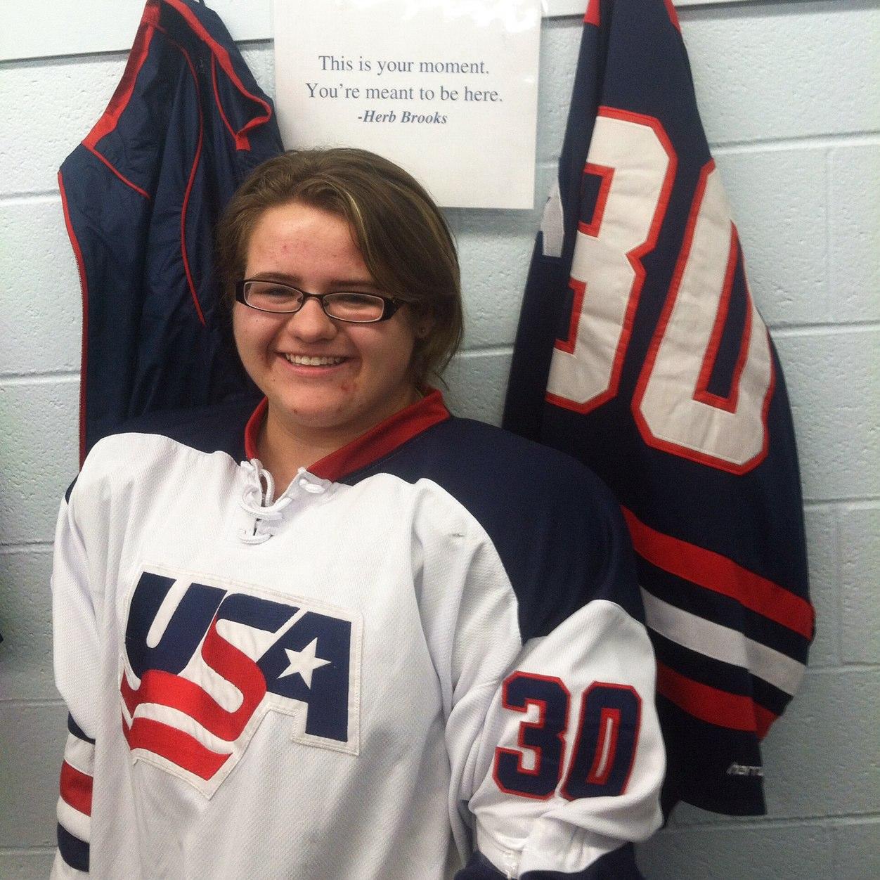 31Robynne's profile picture. I am a member of the USA Women's Para Ice Hockey Team since 2013, and the Colorado Avalanche sled hockey team. Won Gold in first IPC Womens World Cup.
