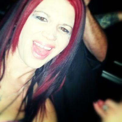 Vampire loving, metal head I'm tatted up and gothed out! my world is my lit girl and rott! I'm a master stylist and a bartender! like what ya c follow me!♡♡