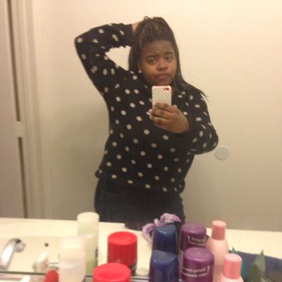 Follow a real pretty bitch! follow me and ill follow back 3