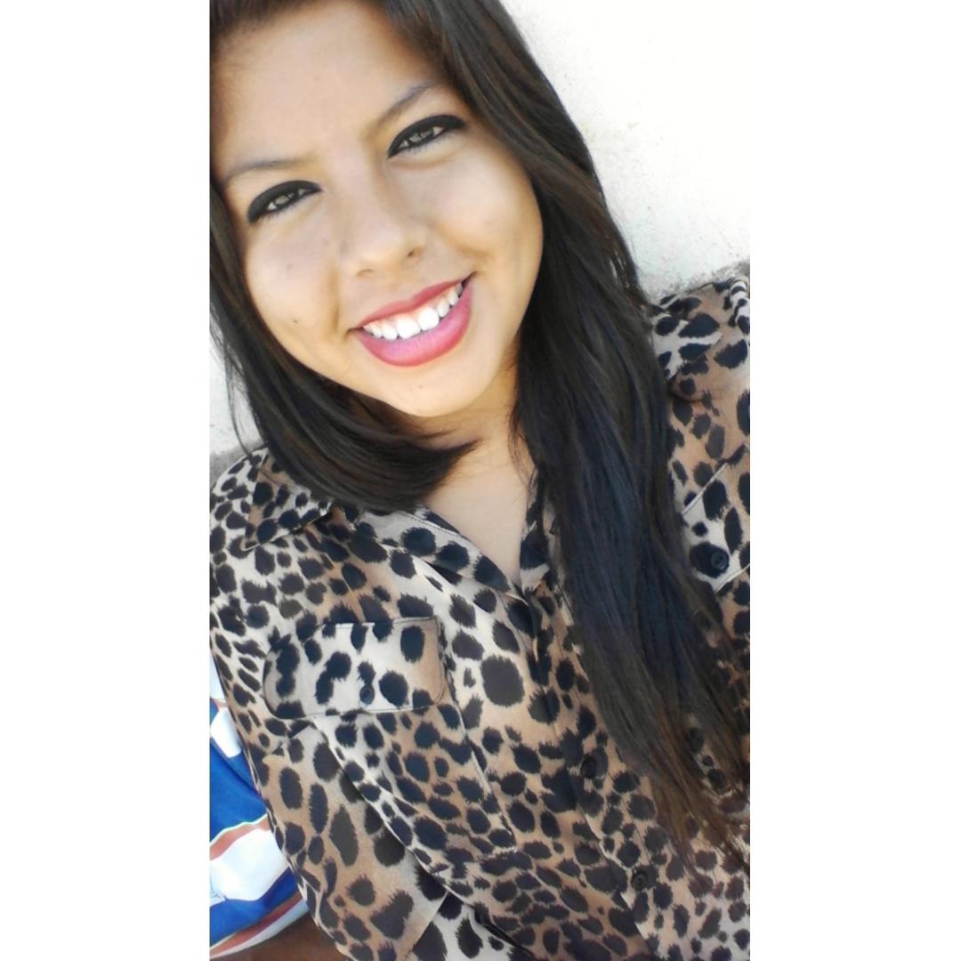 Hay maneras de construir una vida, pero hay miles más para destruirla. 
 #Followme Insta: JullsEspinoza. Ask: JulianVie. Snap JullsVie
