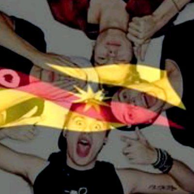 Follow us of you are a part of the family. #5SOSFam 5SOS please notice us! #KamekSayang5SOS #5SOSToMalaysia2015