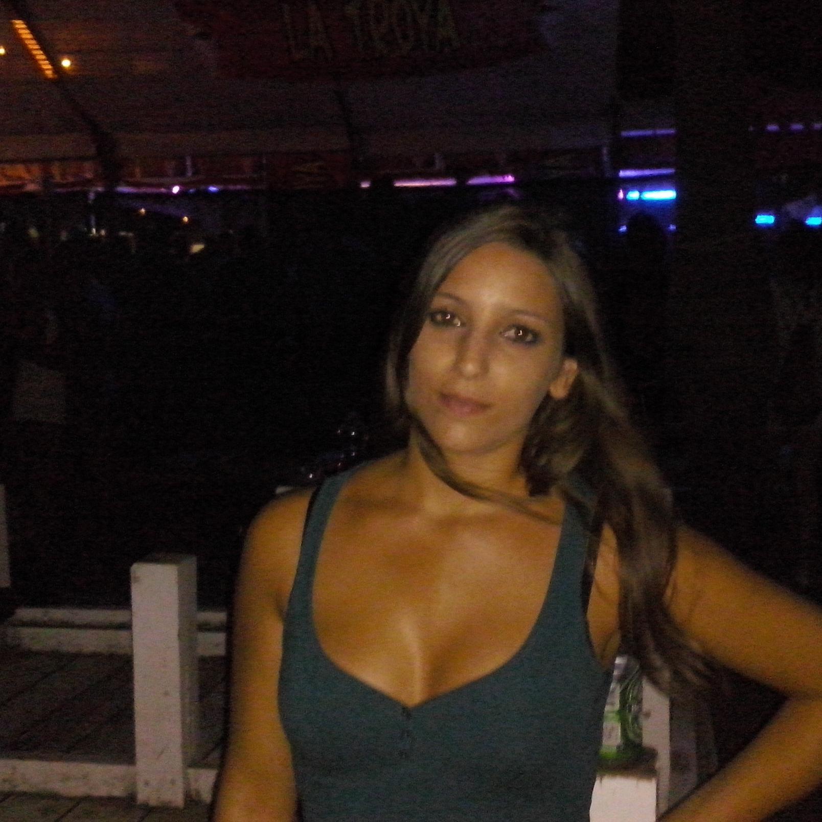 SheilaBR7's profile picture. nadie dijo que fuera facil,pero si que valdria la pena (L)