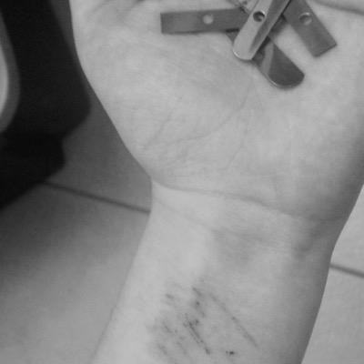 14 / cutter / worthless