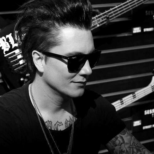 iloveSynysterG Profile Picture