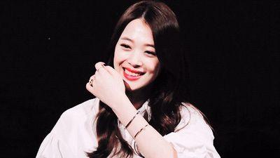 uriw cantik siapa yang punya/?                                                          「smofc;smgirl;fexofers」