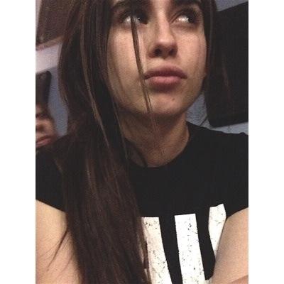 please follow @norminahscloset ily