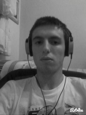 VeirasDiego's profile picture. Desde el 97 pasando de la vida. El fútbol como forma de vida