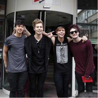 luke, calum, ashton, michael.