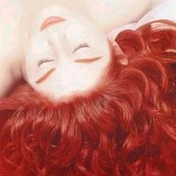 Cintiia_Z's profile picture. Não há mto para dizer sobre as coisas presas na minha mente !!