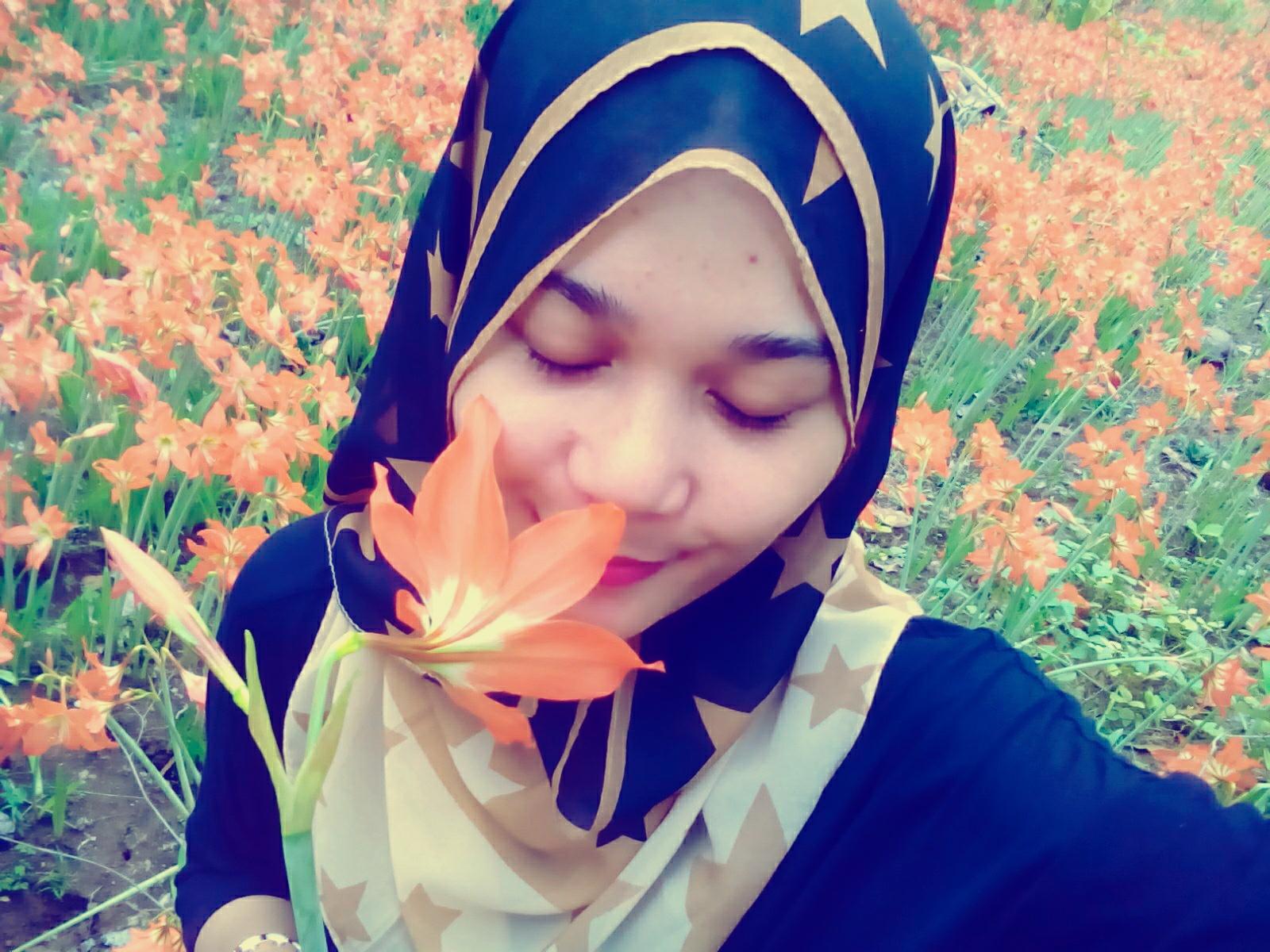 ♥ الله || ♥ Family || ♥ Best Friends || ♥ @daengadhil
|| The Simple Life  Follow me and Follback