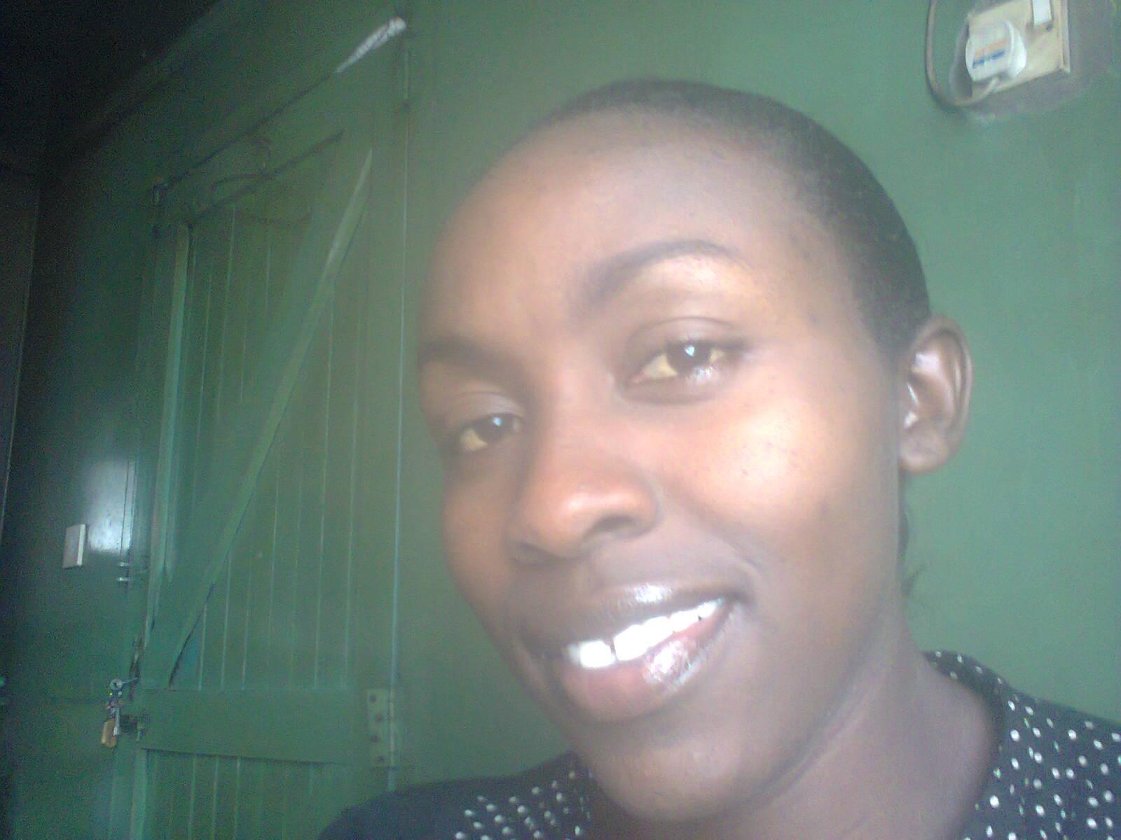 xtinewanjiru's profile picture. 