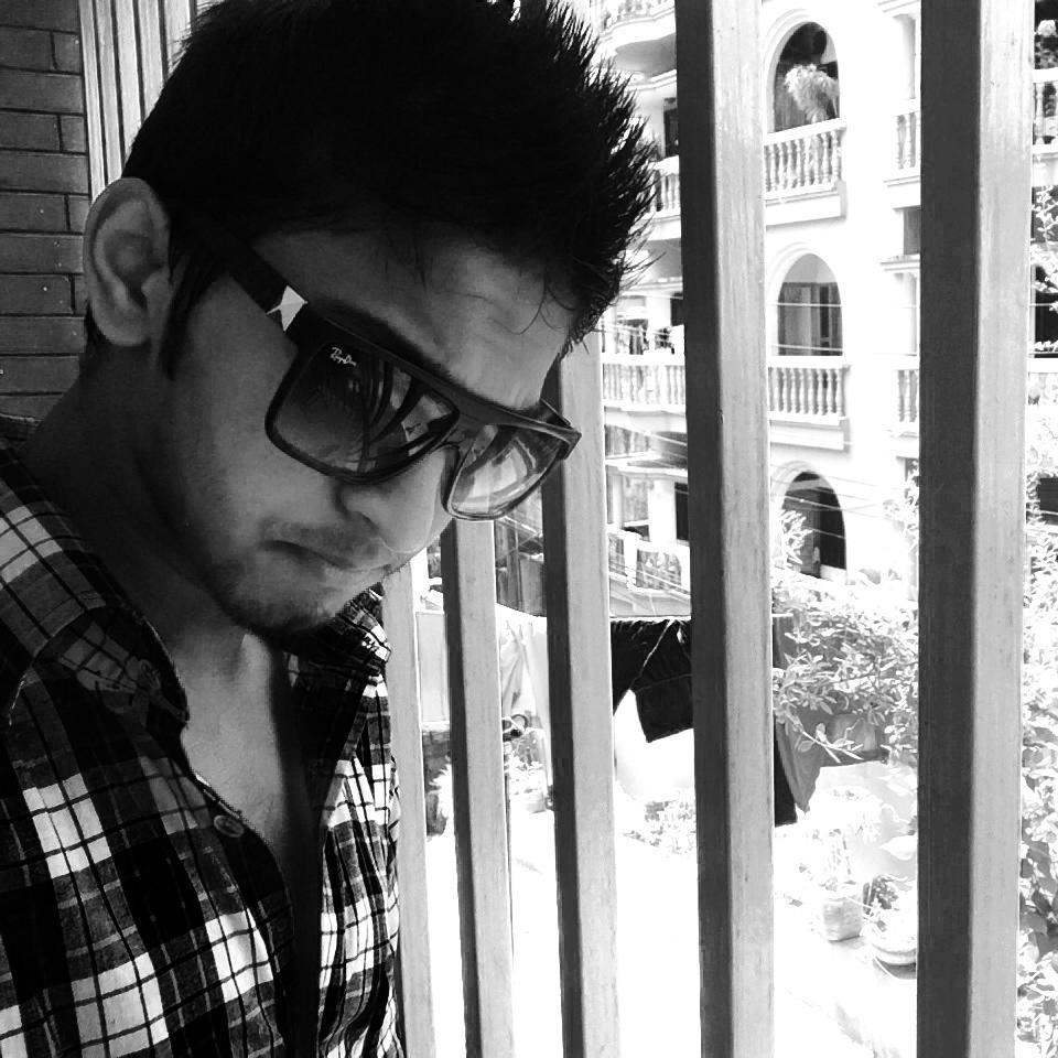 Bangladeshi. Muslim. Age 17.             Follow me and Give me 24 hours to follow you back.                      Facebook ID: https://t.co/L15hytout2