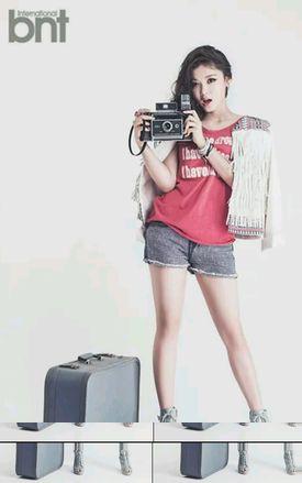 Rena Raffaella Trainor -[kim yoojung's fc]-Osaka on November of 23rd 1995 - photographer -10pts|| `Eyes like a shutter mind like a lens`