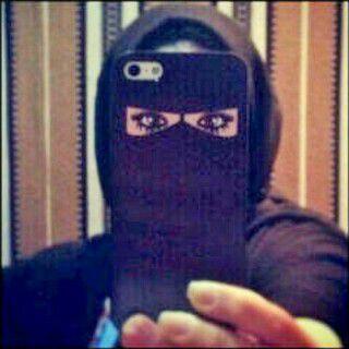 عيش يومك بيومك ف ان اليوم جميل للغايه ، والله الله تراها من عندي ذا الفلسفه ツ