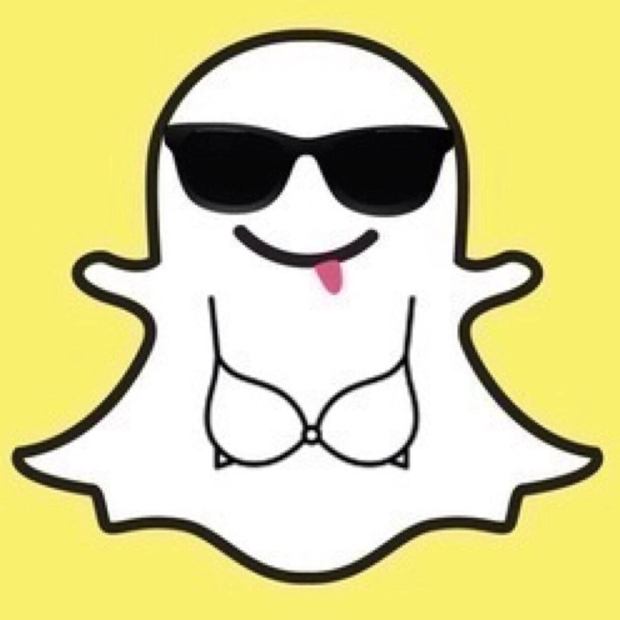 Hey merci du follow ! Envois tes snaps les plus chauds ils seront postes anonymement ! Snap : sexysnapfr_off Venez MP #TeamFollowback #Followme