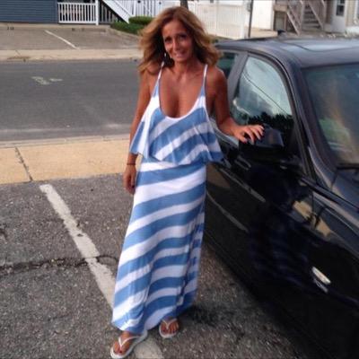 dinamatt526's profile picture. 