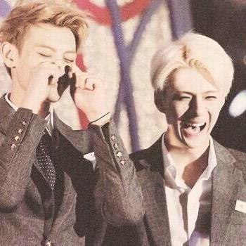 98line/Kぽ垢/ EXO☞love♡/SMFよりの雑食/リプ返遅いのミアネ/気軽にfollow me(*•̀ᴗ•́*)و *°☆*.we are one ! 12 人を愛す.*☆*° EXOペンミ土曜日2部ぼっち参戦済み