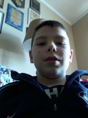 KuckPierce's profile picture. 