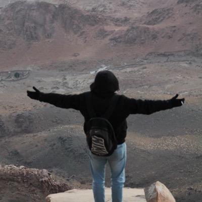 Time can heal the hurt but never enough to forget!!!! P.Eng ya3ny ba3d 2 weeks sa7ara el tahayo2at betgely
