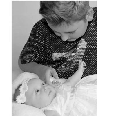 ovtommy_'s profile picture. 