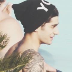 follow @basicaIIymalik
