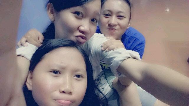 yusimarsellani's profile picture. Jalani hidup seperti air yang mengalir.:):):)