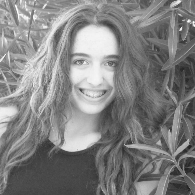 Love tumblr, Instagram: ritacoelho15 
Snapchat: rytakoelho
15 year girl