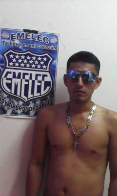 emelecista y Guayaquileño asta la misma
