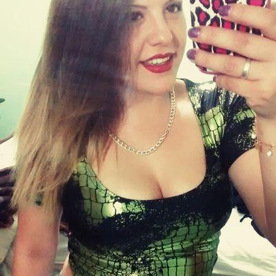 feliz, enamorada de la vida y cada una de las personas que me rodean