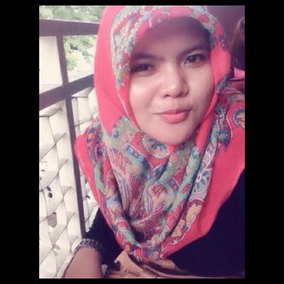 kepada semua yang banyak berbicara tentang saya , kalian buang-buang waktu :)