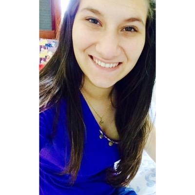 16 anos, libriana, gaúcha, colorada.