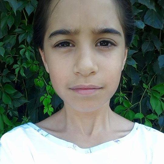 merhaba. Adım reyyan şimal eren tmm daha fazlası fazlaa :D