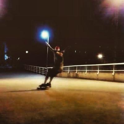 24 years , Rj , Zn , Longboard

Team Rider : Deadhcursed