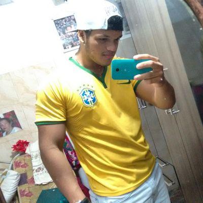 seja humilde pois até o sol com toda sua grandeza se põe e deixa a lua brilhar ∞