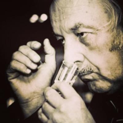 Author #SpiritsDistilled Founder of Taste and Flavour, keen to share a passion for #Spirits.