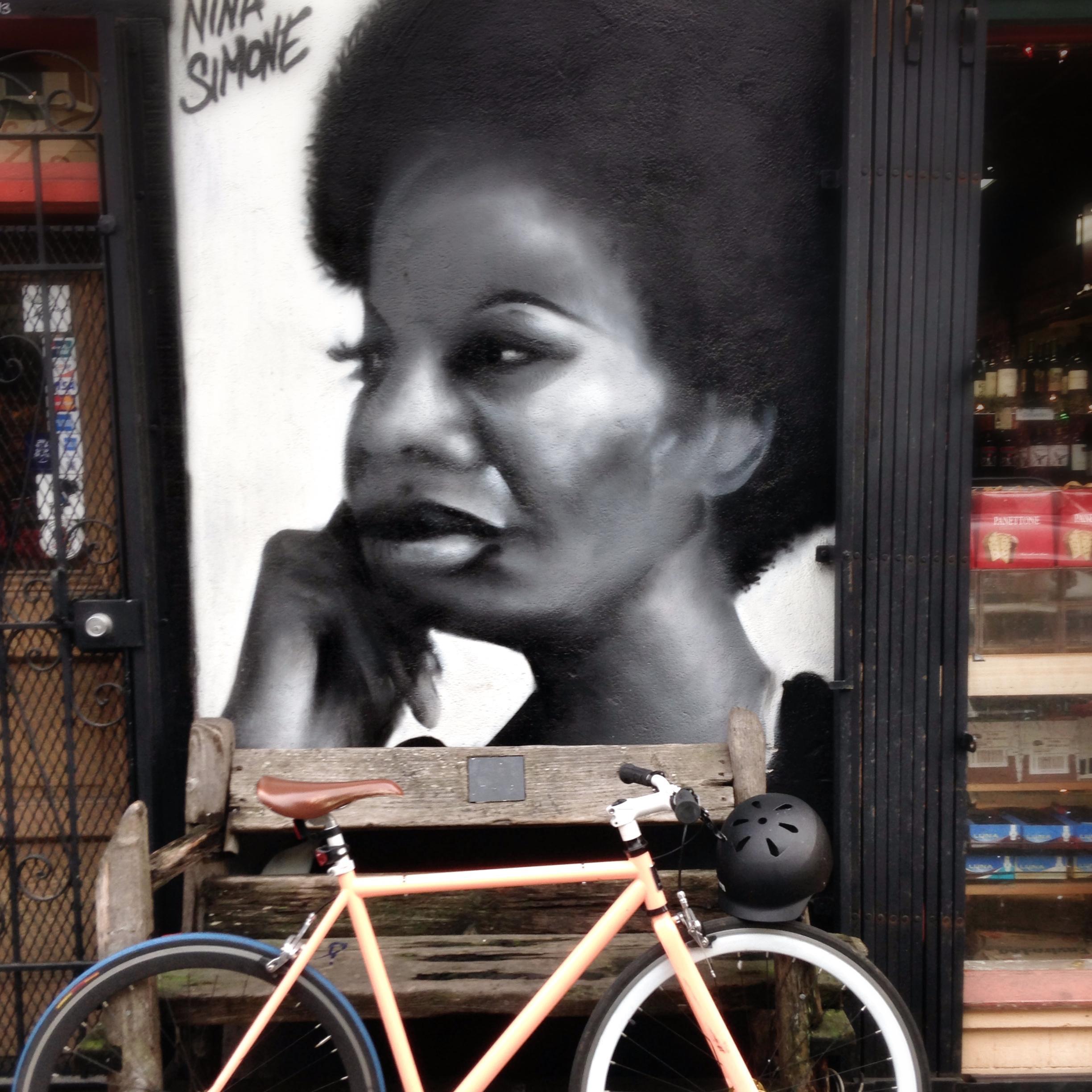 Urban Lifestyle - bikes, coffee, sneakers - San Francisco to Frankfurt