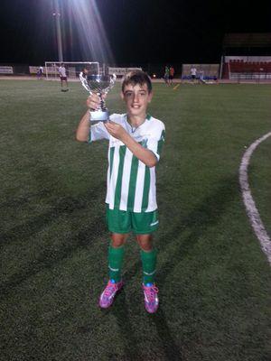 Youtuber y futbolista del Atarfe Industrial CF