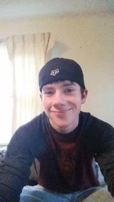 Snapchat - Limpster97  Happy Follower of Jesus - Music, Art, Skateboard, playing guitar = my life